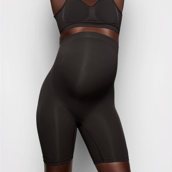 SKIMS Intimates & Sleepwear Skims 2x3x Onyx Maternity Sculpting Mid